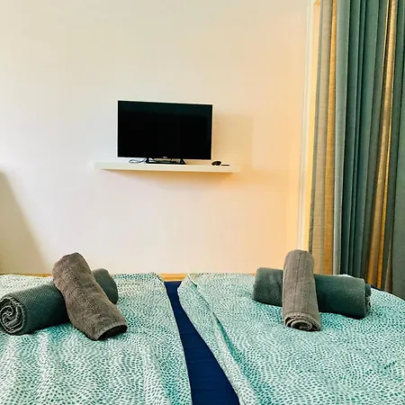 Daire Buda Near Gellert Budapeşte